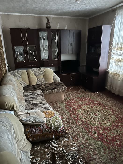 Продам двухкомнатную квартиру на первом этаже