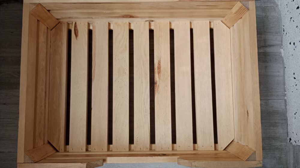 Drewniane legowisko dla psa