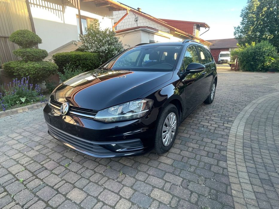 Volkswagen Golf 2017/18, absolutnie bezwypadkowy, super stan techniczny, zadbany