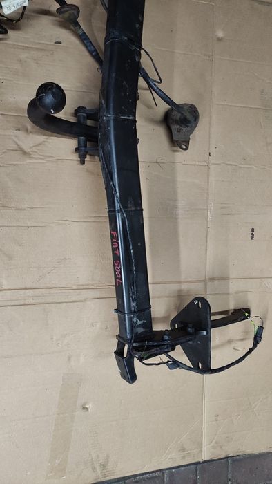 Hak holowniczy Fiat 500L z modułem