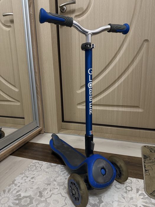 Дитячий самокат Globber Master Dark Blue