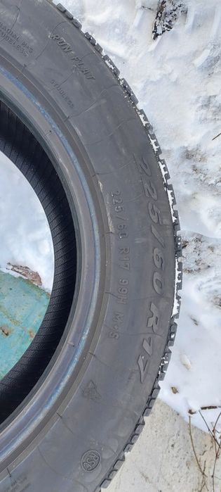Продам зимові шини розмір 225/60/17