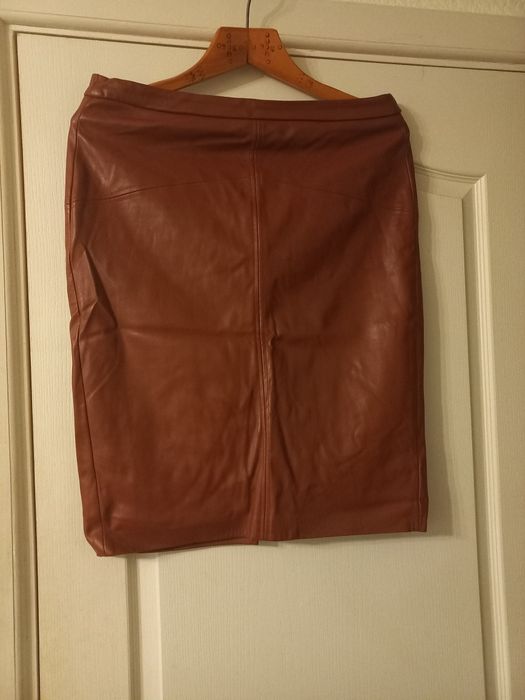 Кожанная юбка для девушки