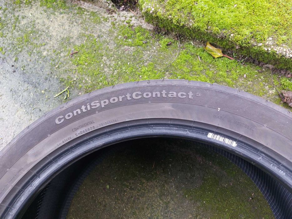 Pneus Continental 255/40 R20