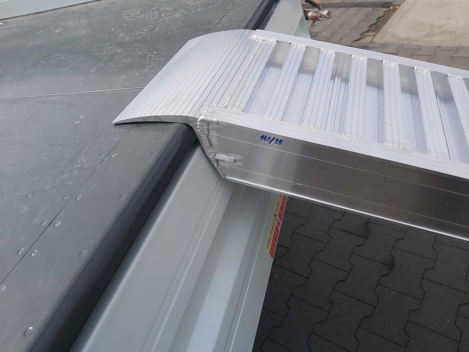 ALTRAP najazdy aluminiowe 2,5m 18t 2700 zł komplet Certyfikat
