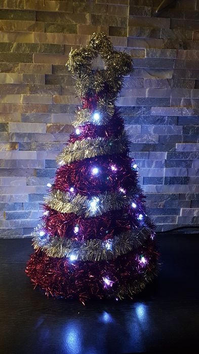 Choinka ozdobna na stelażu