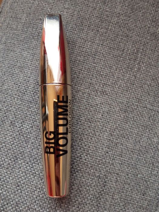 Tusz do rzęs Eveline BIG VOLUME EXPLOSION