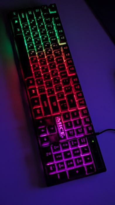 Teclado Gaming iMICE AK-600 com iluminação – Novo, RU/EN