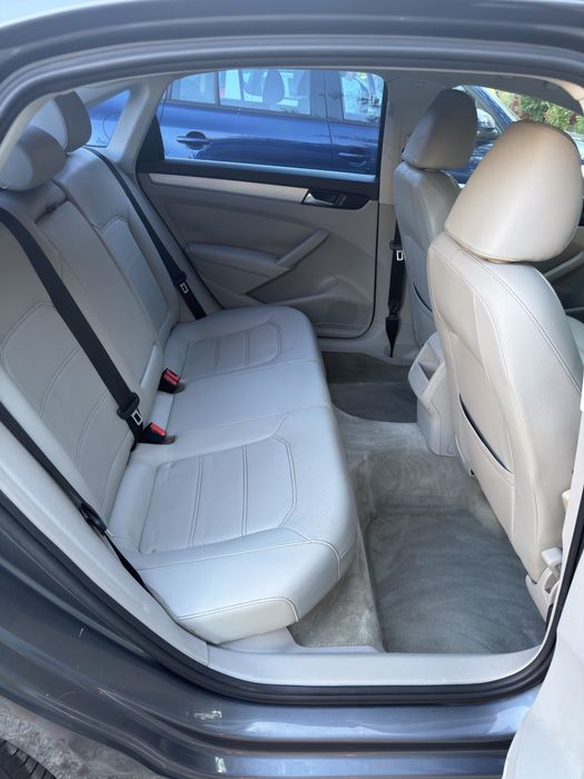 Volkswagen Passat b7 2011г 2л tdi