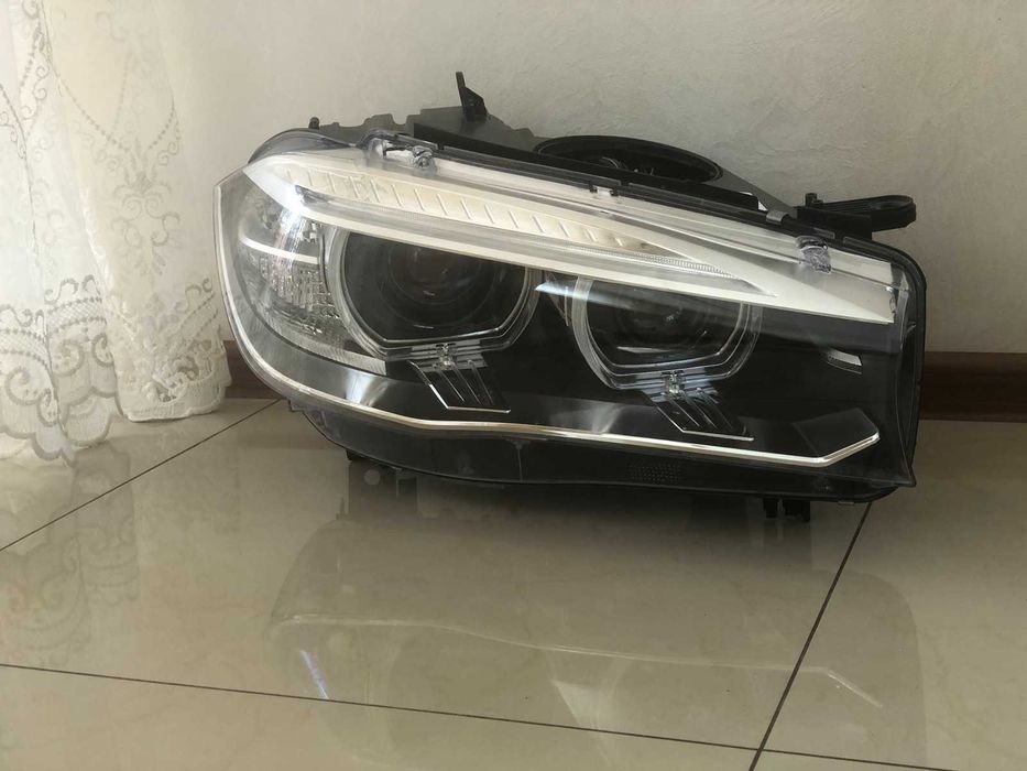 Купити Оптика передня права, фари BMW X5 F15 , європа