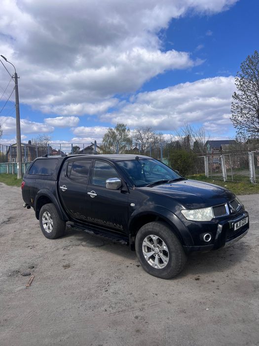Mitsubishi L200 2011рік