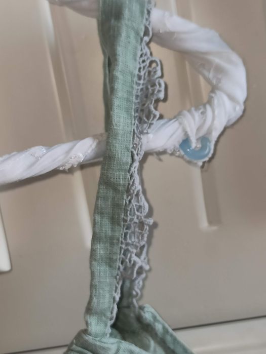 Macacão curto 8 anos ( pequeno)