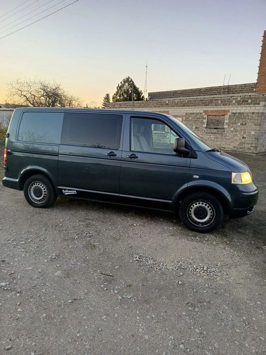 Volkswagen Transporter VW T5 1.9TDI 6-osobowy