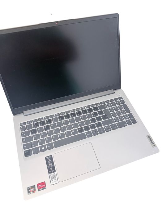 Lenovo IdeaPad 1 – Ryzen 5 5500U / 16 GB RAM / 512 GB SSD – Szybki i gotowy do pracy