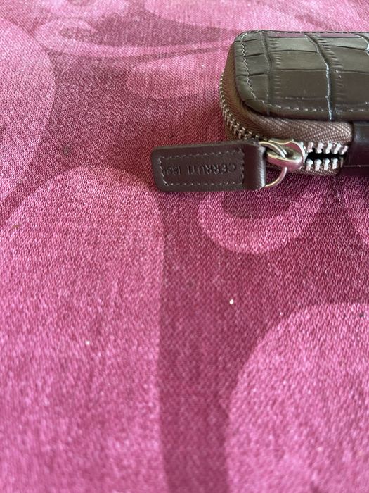 Conjunto canetas Cerrutti em pele crocodilo