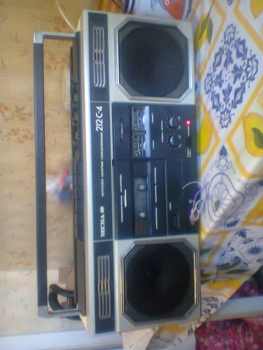 Продам Магнитафон и прийомники