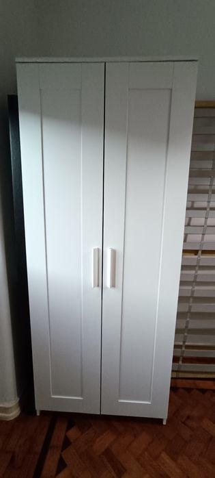 Roupeiro IKEA Brimnes 78 x 190