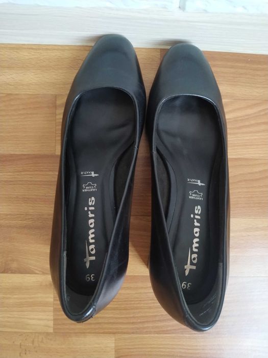Фірмові шкіряні туфлі Tamaris