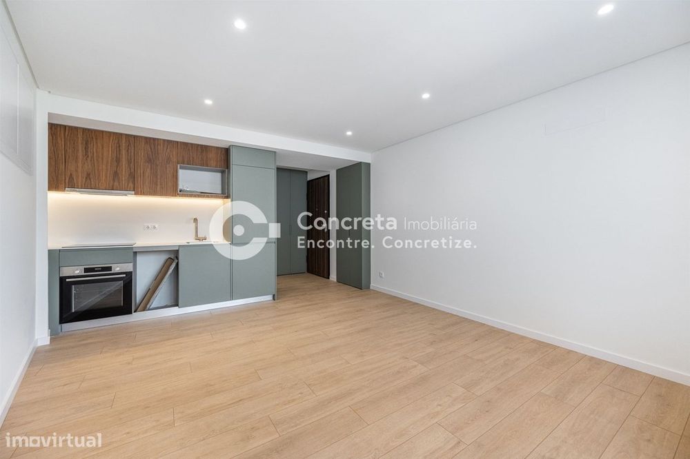 Apartamento T0 novo com pátio no centro de Braga