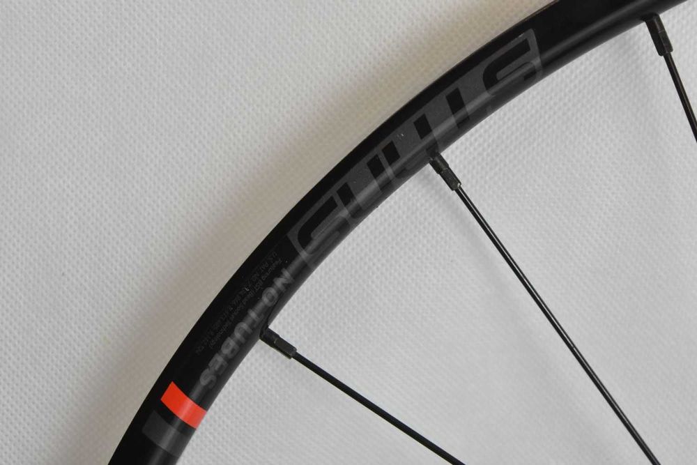 koło przód CANNONDALE LEFTY 60 stan's neo + ztr crest mk3 29er 622x23