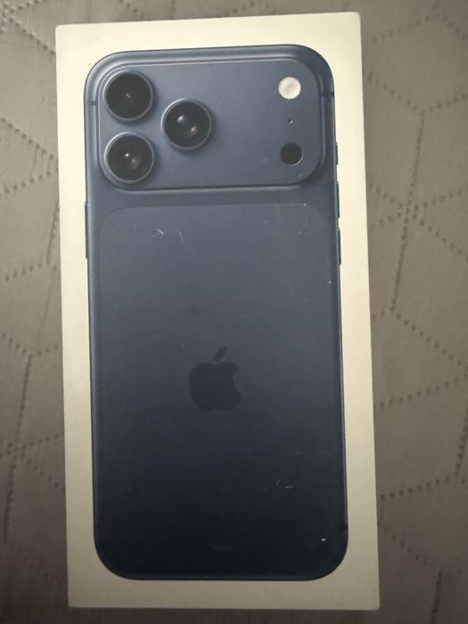 Apple iPhone 17Pro Max Deep Blue 2TB