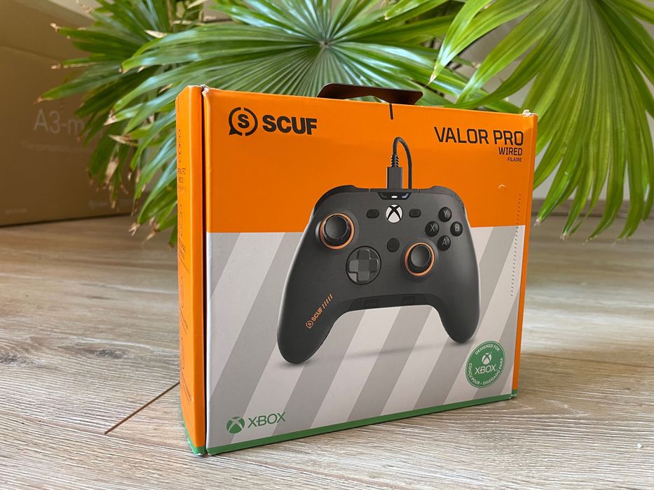 Kontroler SCUF Valor Pro (z łopatkami)