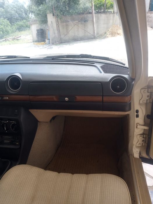 Mercedes W123  Impecavel