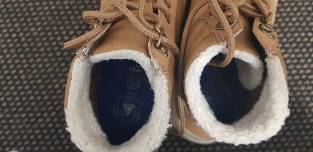 Brązowe sneakersy rozm 37