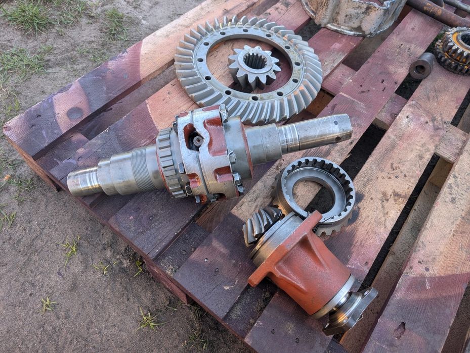 Диференціал МТЗ Деференціала переднього моста МТЗ 82 892 пВм МТЗ