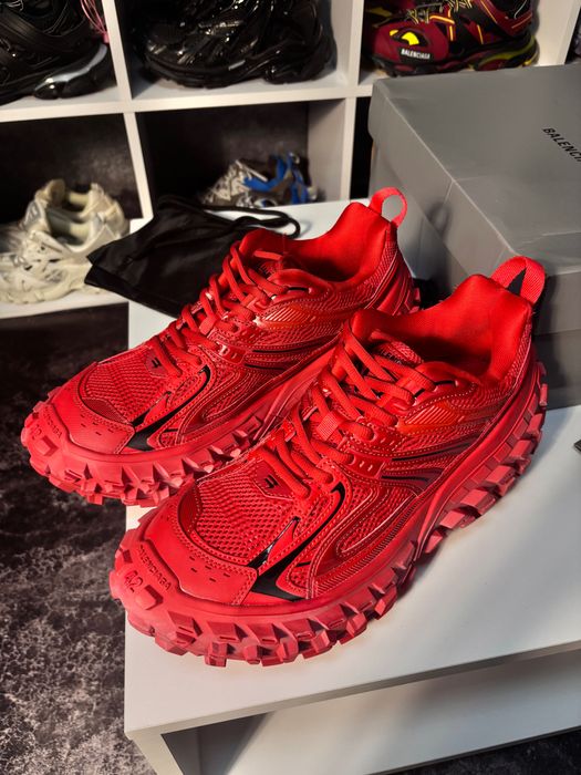 Кроссовки Balenciaga Defender Red