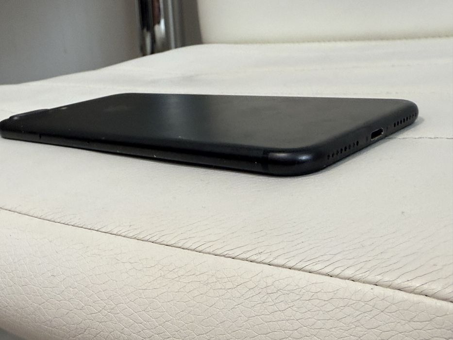 Apple (айфон )iphone 7+ 256 gb