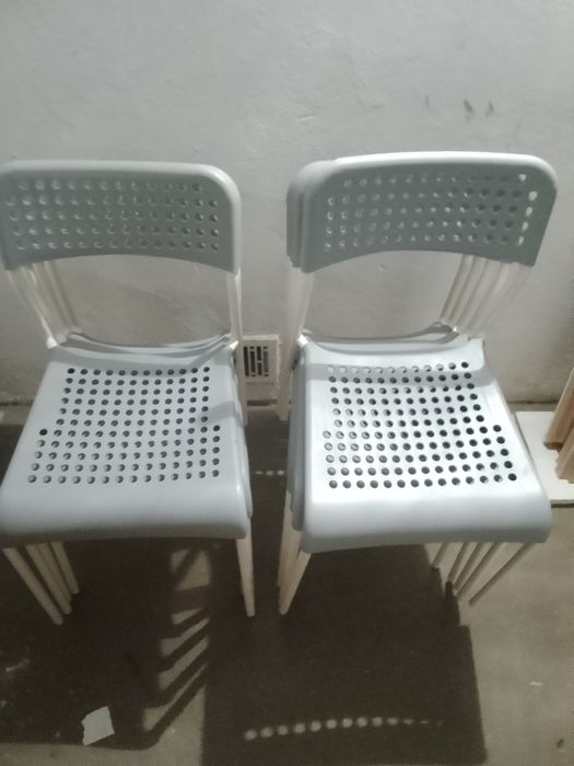 Krzesła takie jak na zdjęciu