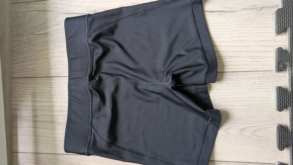 Spodenki szorty kompresyjne Under Armour M JAK NOWE