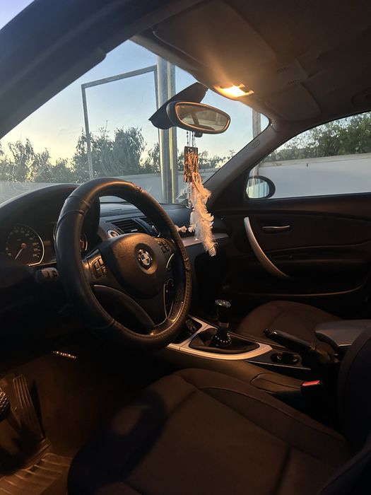 Vendo BMW Serie 1 , 118D foto 5