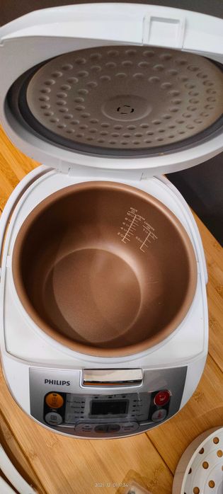 Multicooker Philips HD3037, 5w1 do gotowania, pieczenia, jak nowy