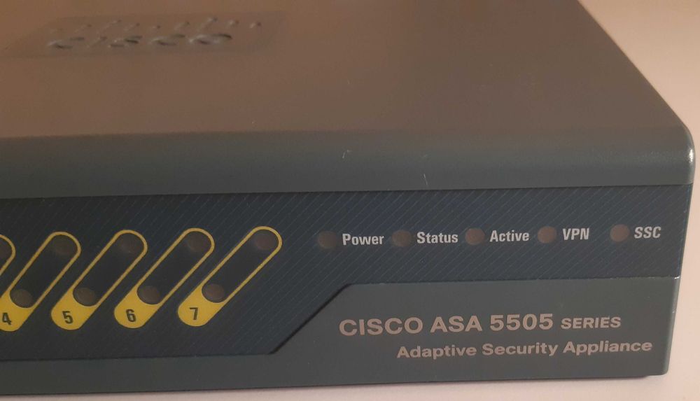 Cisco ASA 5505 Firewall Adaptive Security Appliance64585482000642121