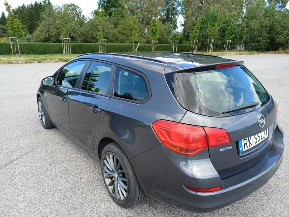 Opel Astra J 1,6 Sports Tourer Kombi