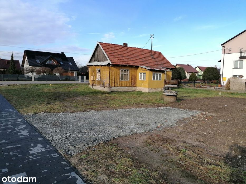 Dom drewniany do remontu z budynkiem gosp Wola Radłowska +Wizualizacja