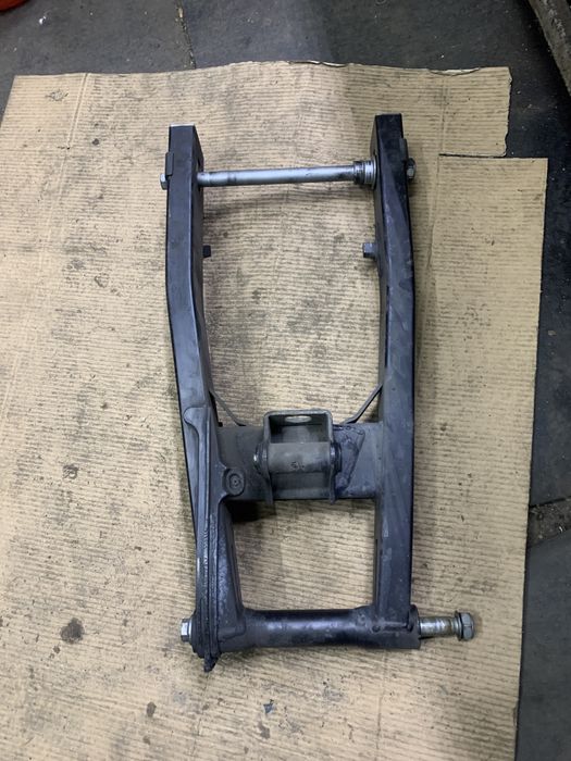 NC700 задний маятник NC750