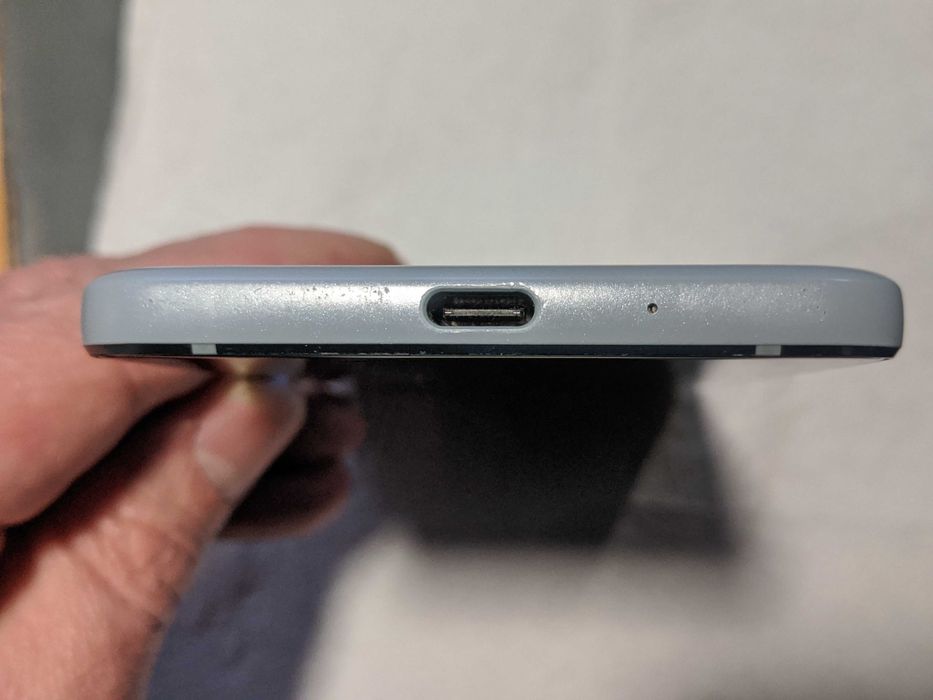 Google Pixel 2, 64 GB / 4 GB Android – Excellent Condition, Box, Accessories, Cases64170805164931123