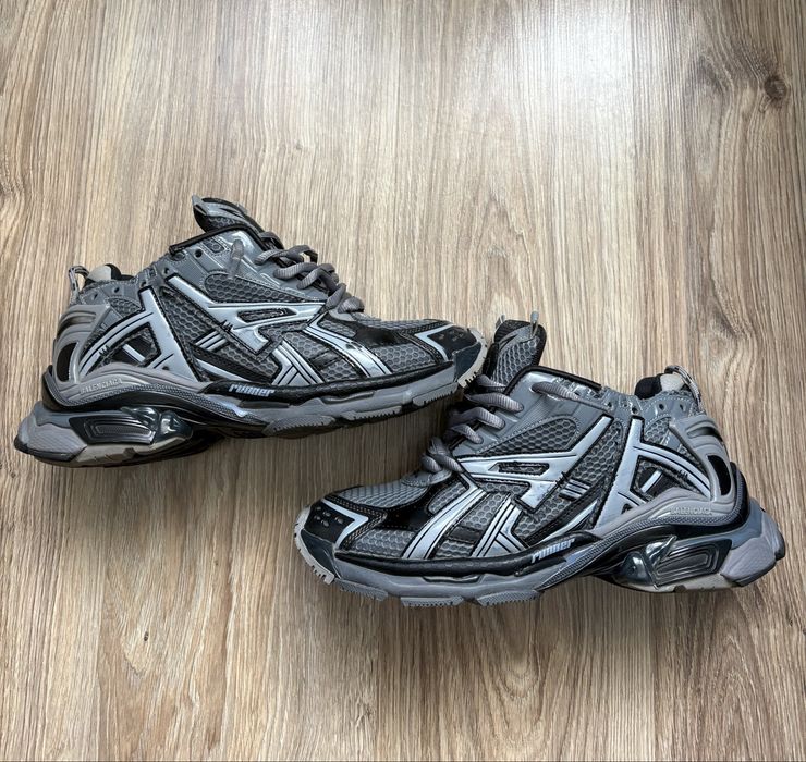 Balenciaga runner gray