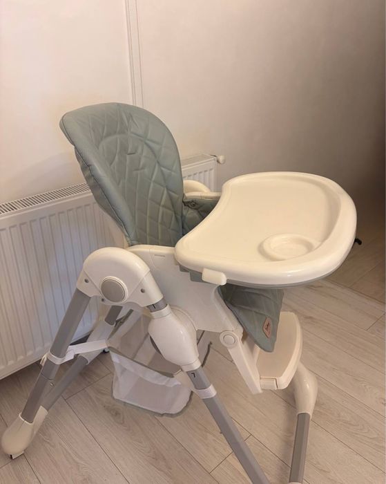 Годувальний стілець Carrello Toffee