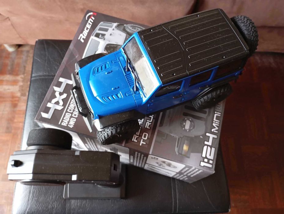 Carro rc  Crawler 1/24 racent