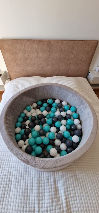 Piscina de Bolas para Criança