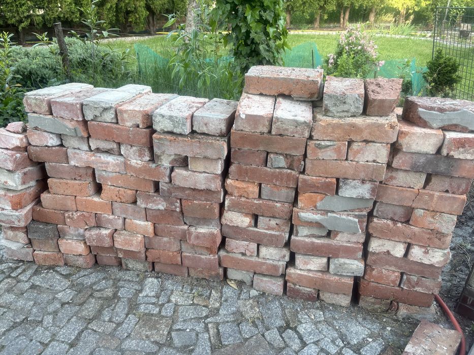 Cegła z rozbiurki 130 szt