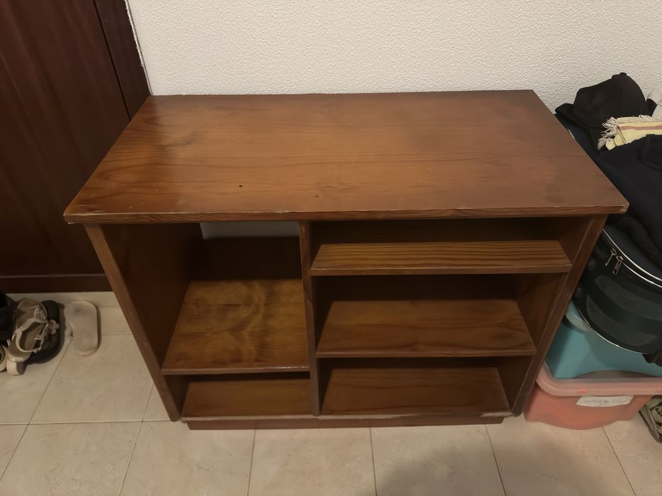 Vendo movel de madeira