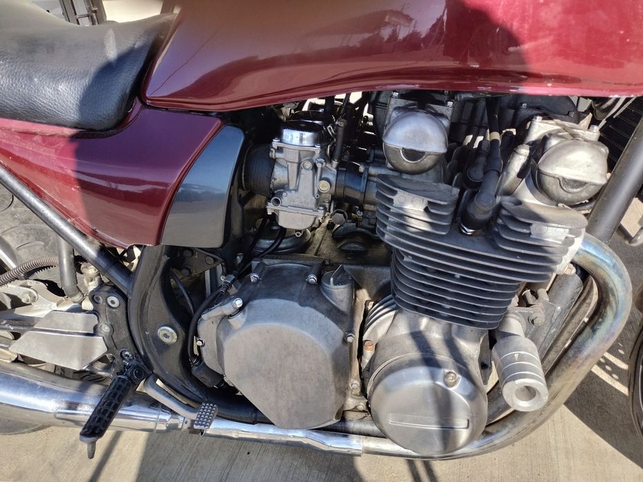 Терміново!!Kawasaki ZR 750 2002 рік