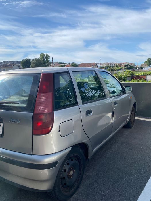 Fiat Punto 1.1 (55 cv) Star | 1997 | 146.000 km | Económico e fiável
