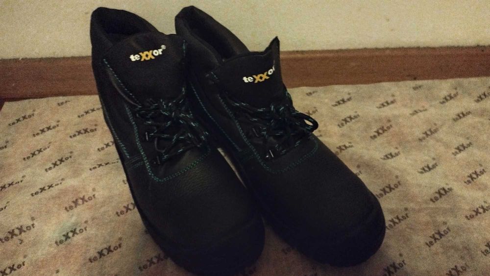 Buty robocze teXXor s3 model Paris rozmiar 45 Niemcy