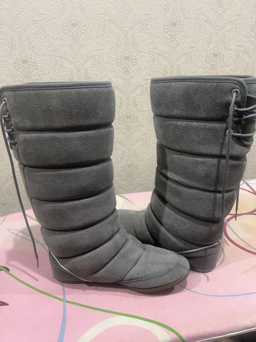 Чоботи жіночі зимові adidas б/в 38 розмір